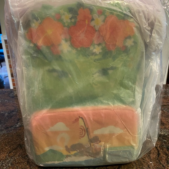 NWT Exclusive Moana Loungefly Mini Backpack - Picture 3 of 7